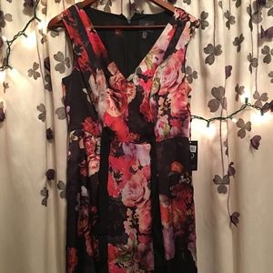 Brand New Adrianna Papell Floral Dress
